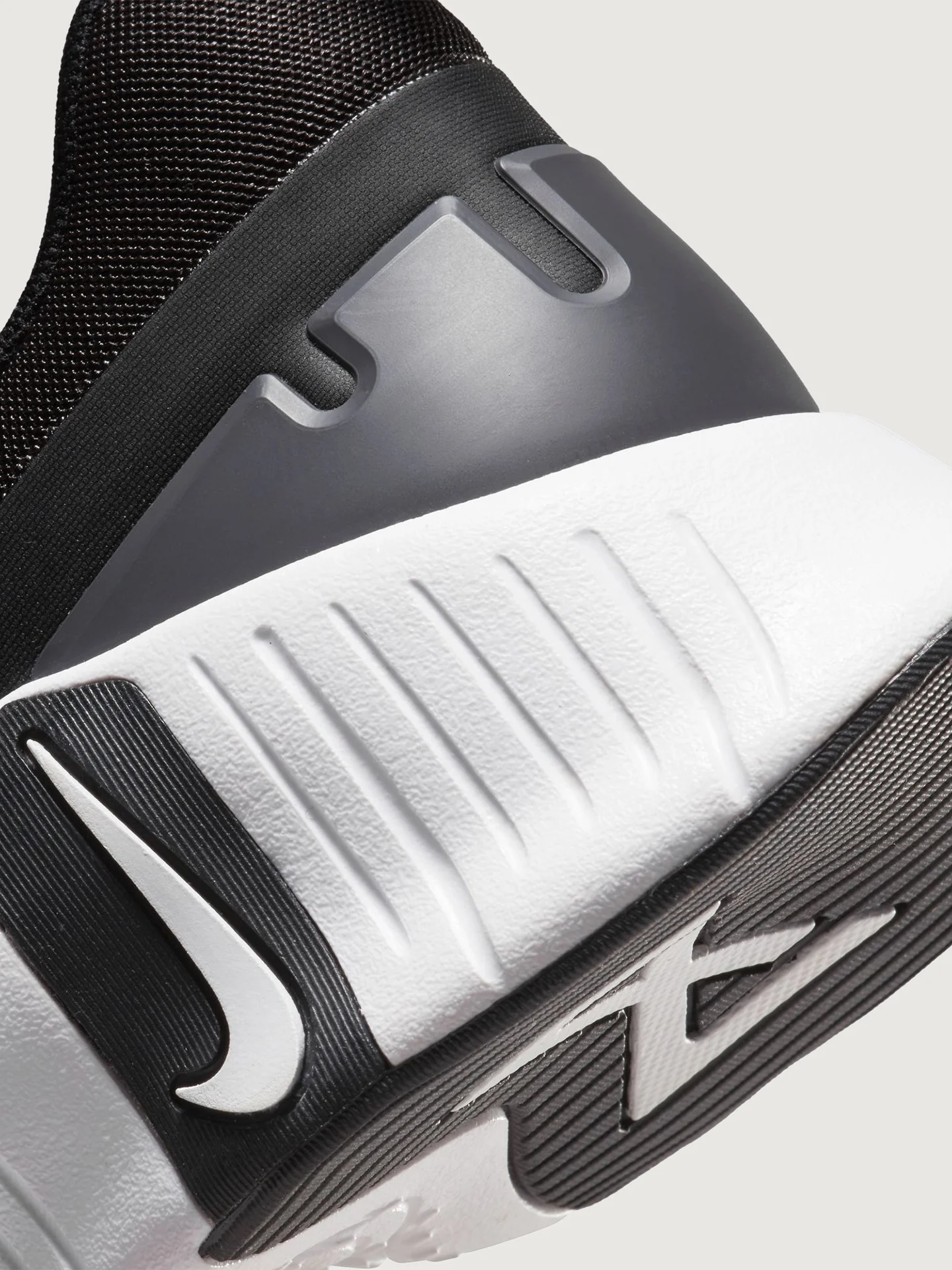 Nike Free Metcon 5 - Black/White-Anthracite - Image 7