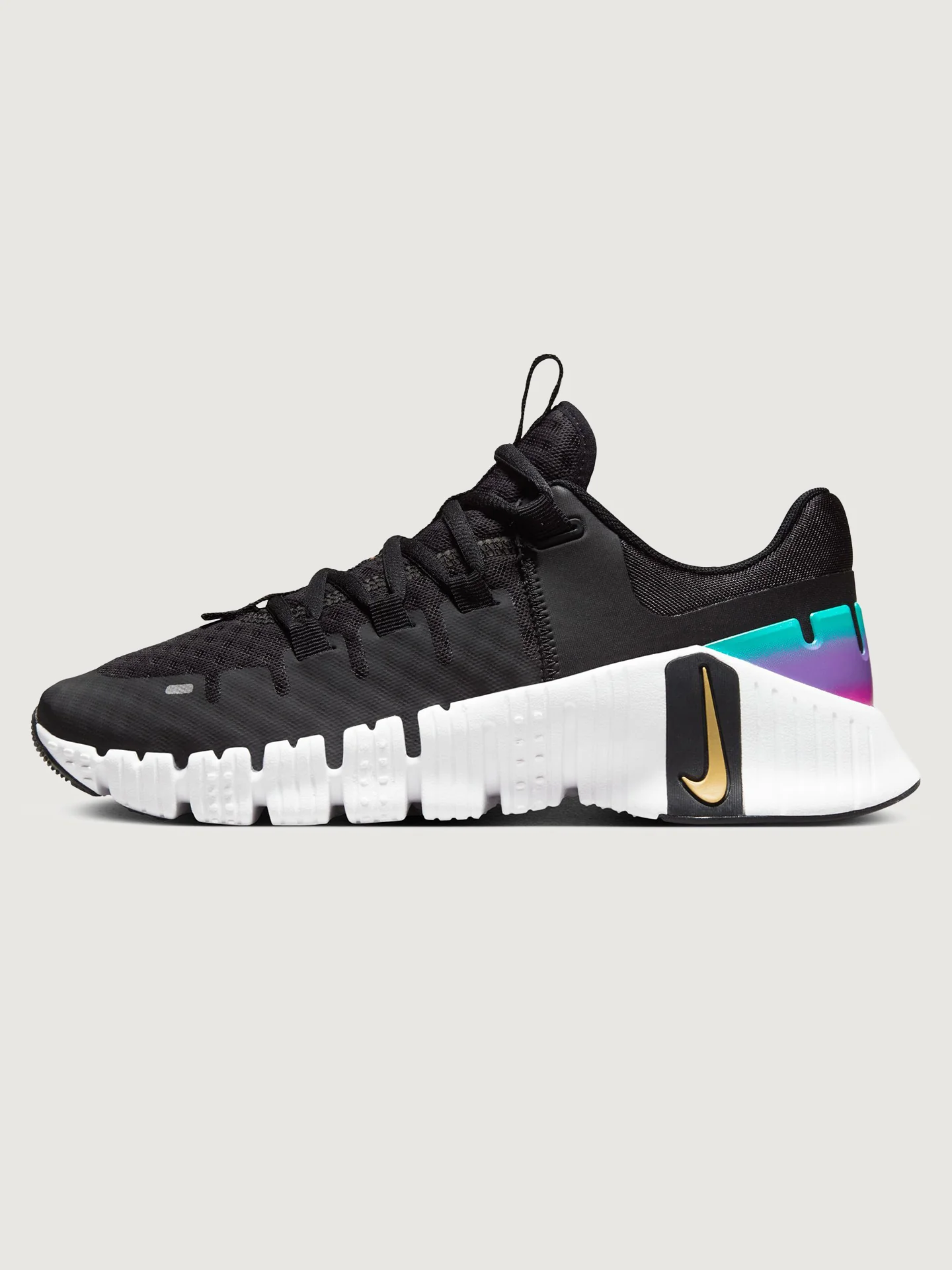 Nike Free Metcon 5 PRM - Black/Metallic Gold-White-Fireberry - Image 2