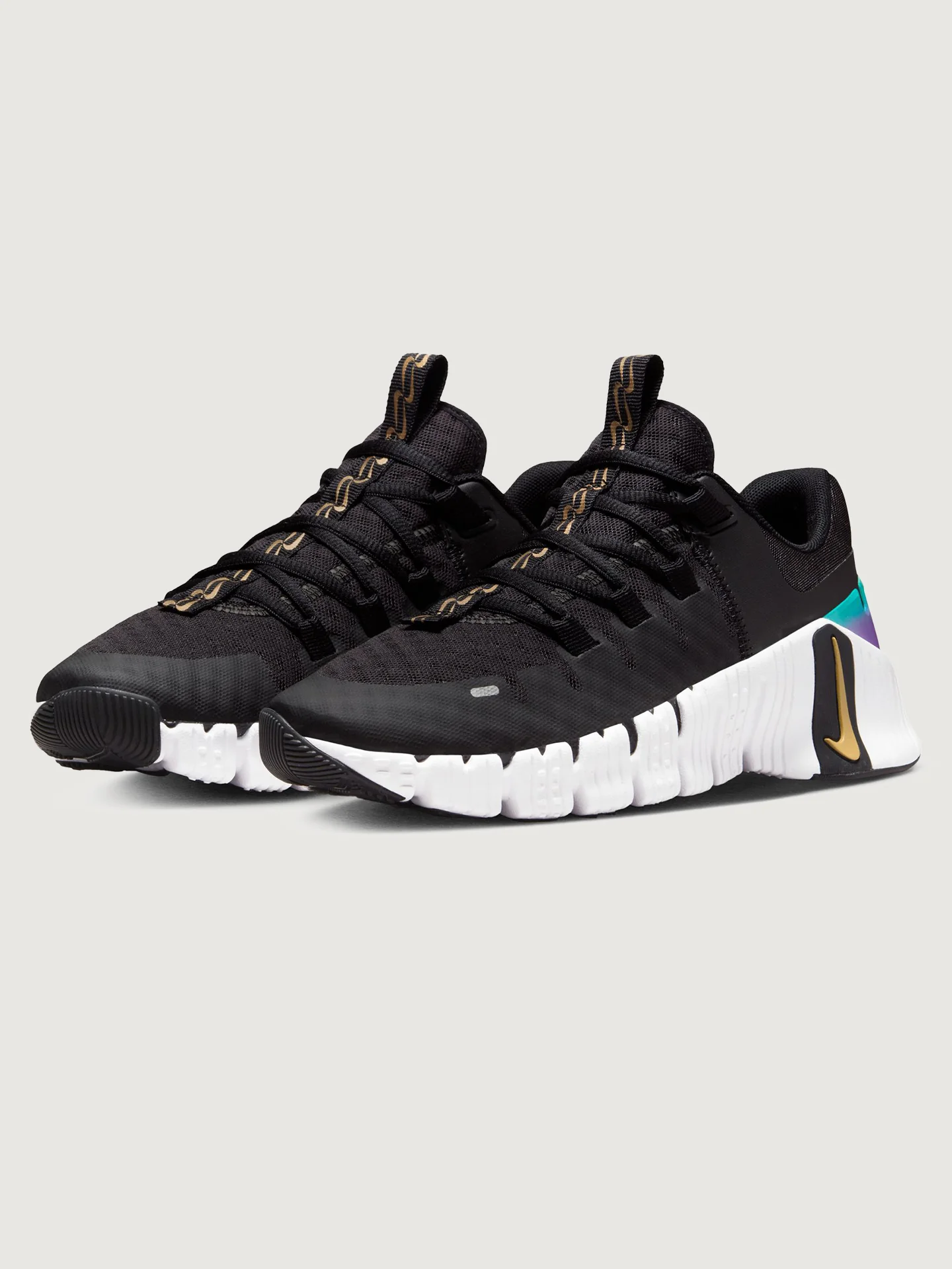 Nike Free Metcon 5 PRM - Black/Metallic Gold-White-Fireberry - Image 3