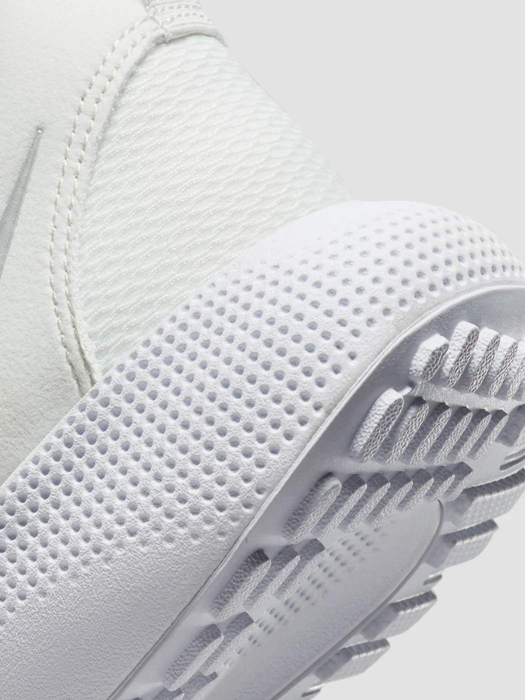 Nike React Escape Run 2 - Off White/Metallic Silver-White - Image 4