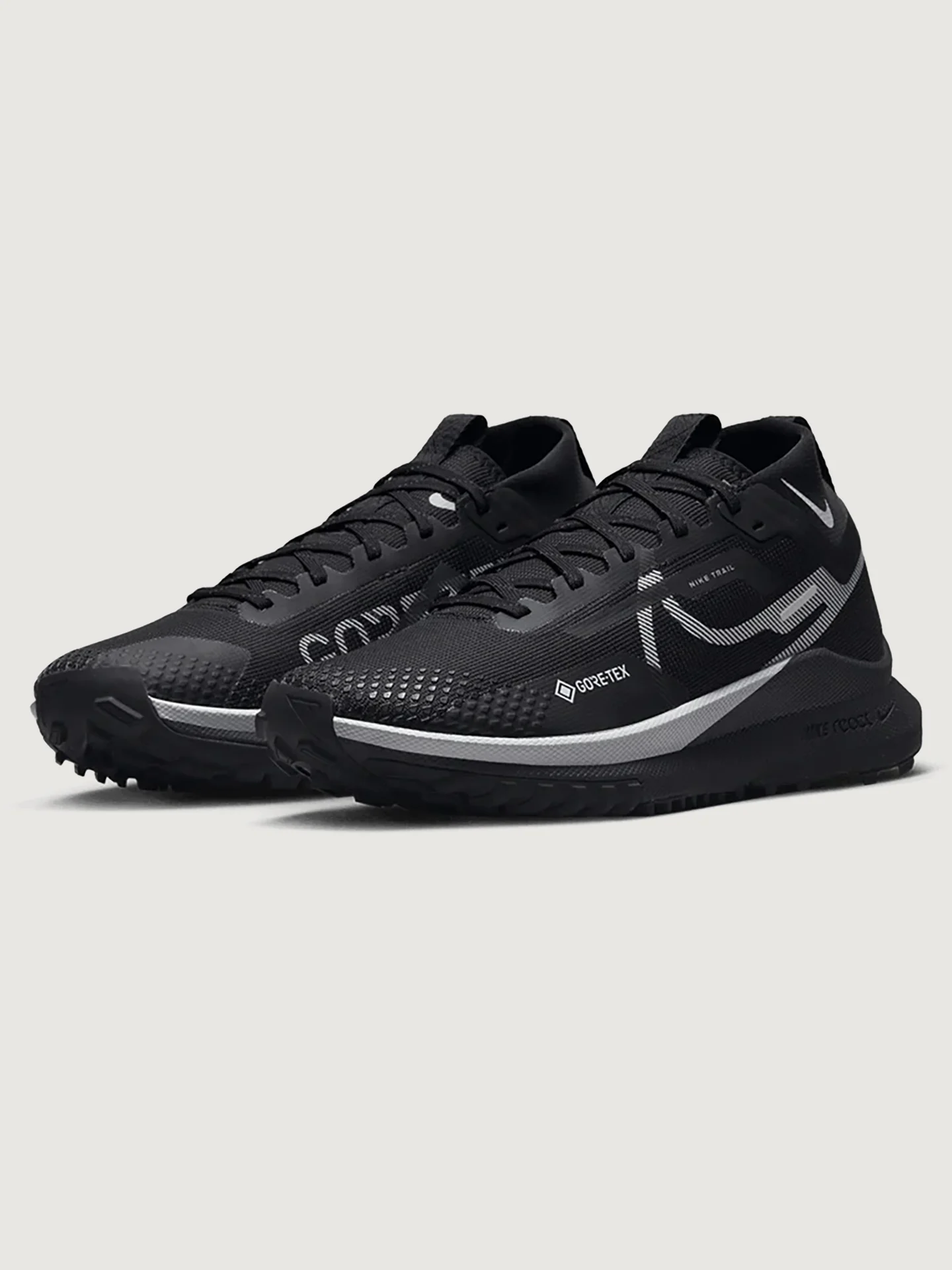 Nike React Pegasus Trail 4 GORE-TEX - Black/Wolf Grey-Reflect Silver - Image 2
