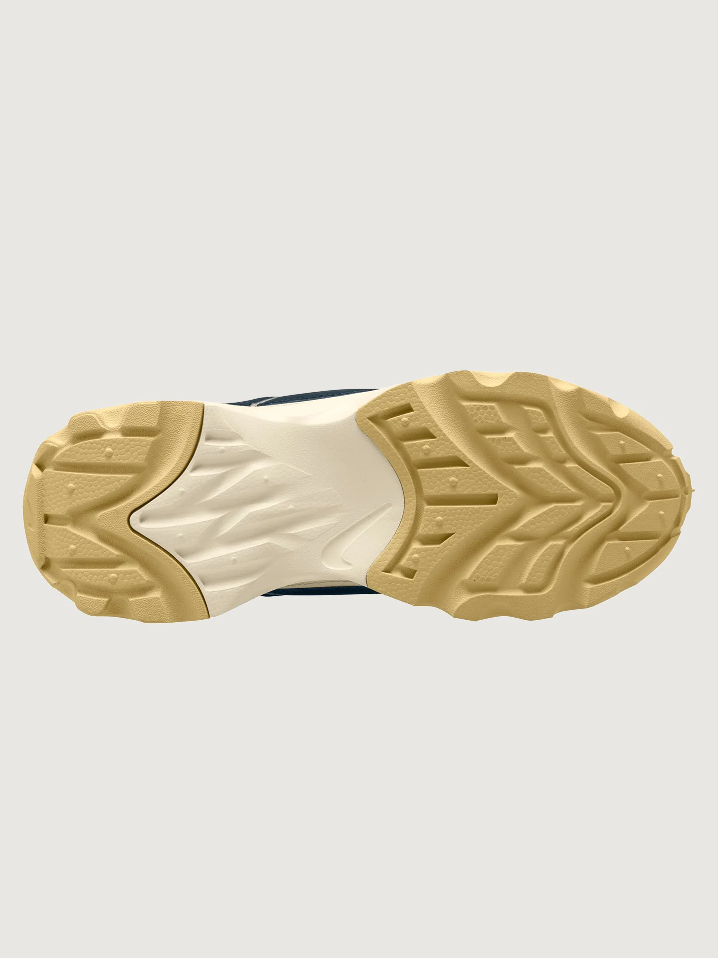 Nike TC 7900 - Pale Ivory/ Armory Navy - Gum Light Brown - Image 4