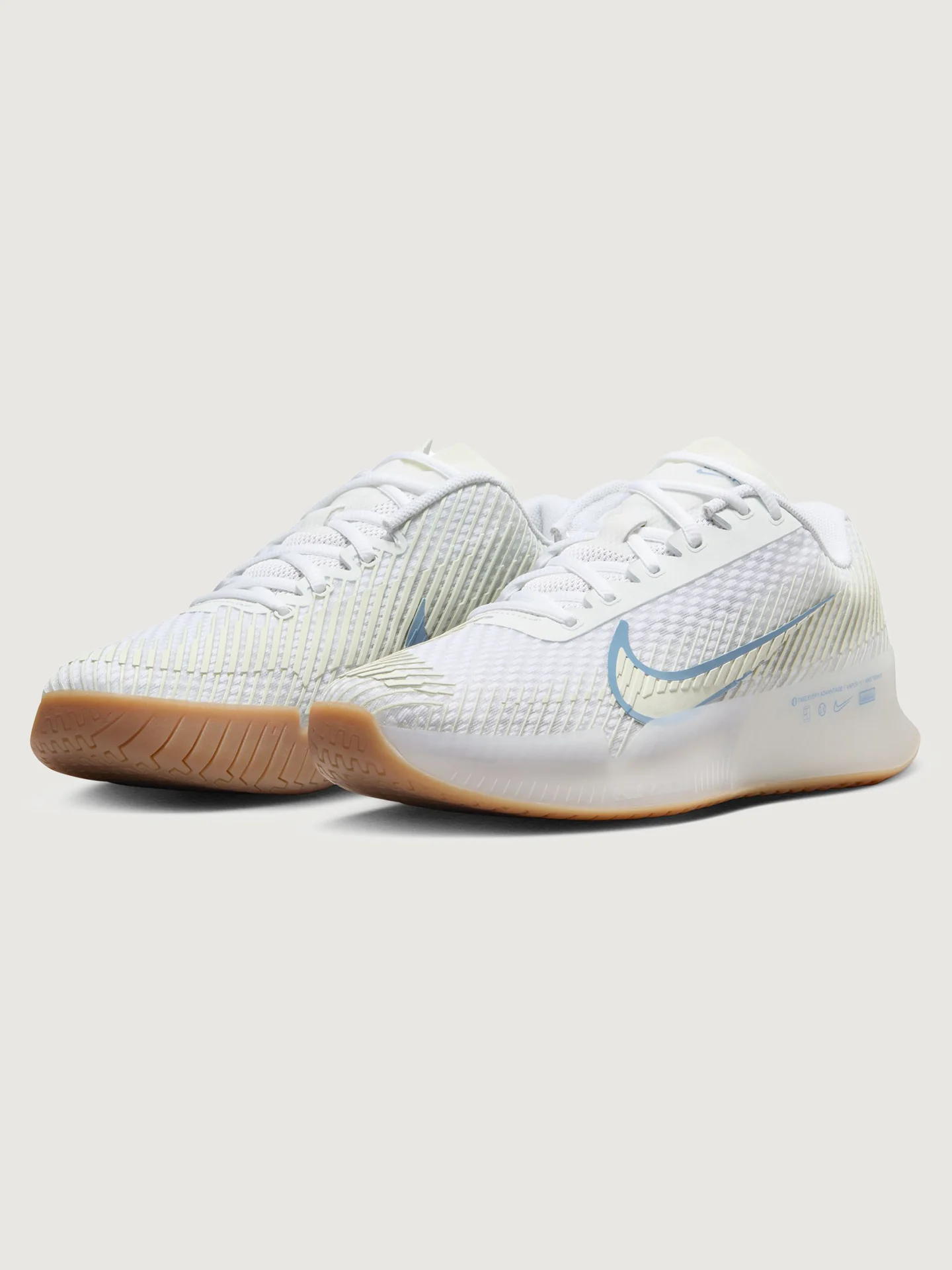 NikeCourt Air Zoom Vapor 11 - White/Light Blue-Sail-Gum- Light Brown - Image 7
