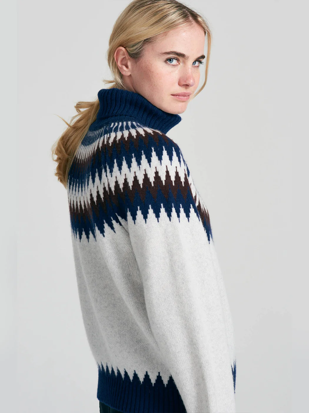 Nordic Yoke Roll Collar - Deep Sea/Navy/Crystal/Hickory - Image 5