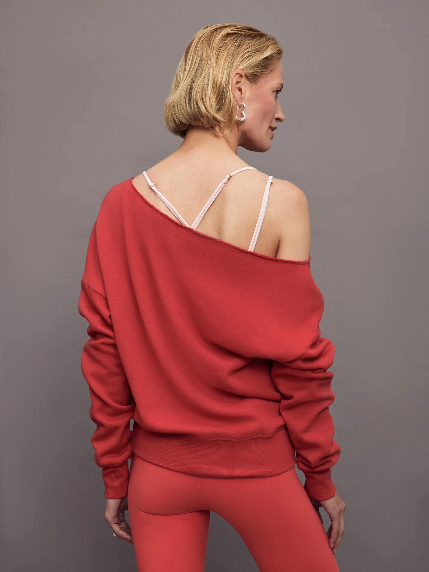 Off Shoulder Sweatshirt in French Terry - Tomato - Image 2