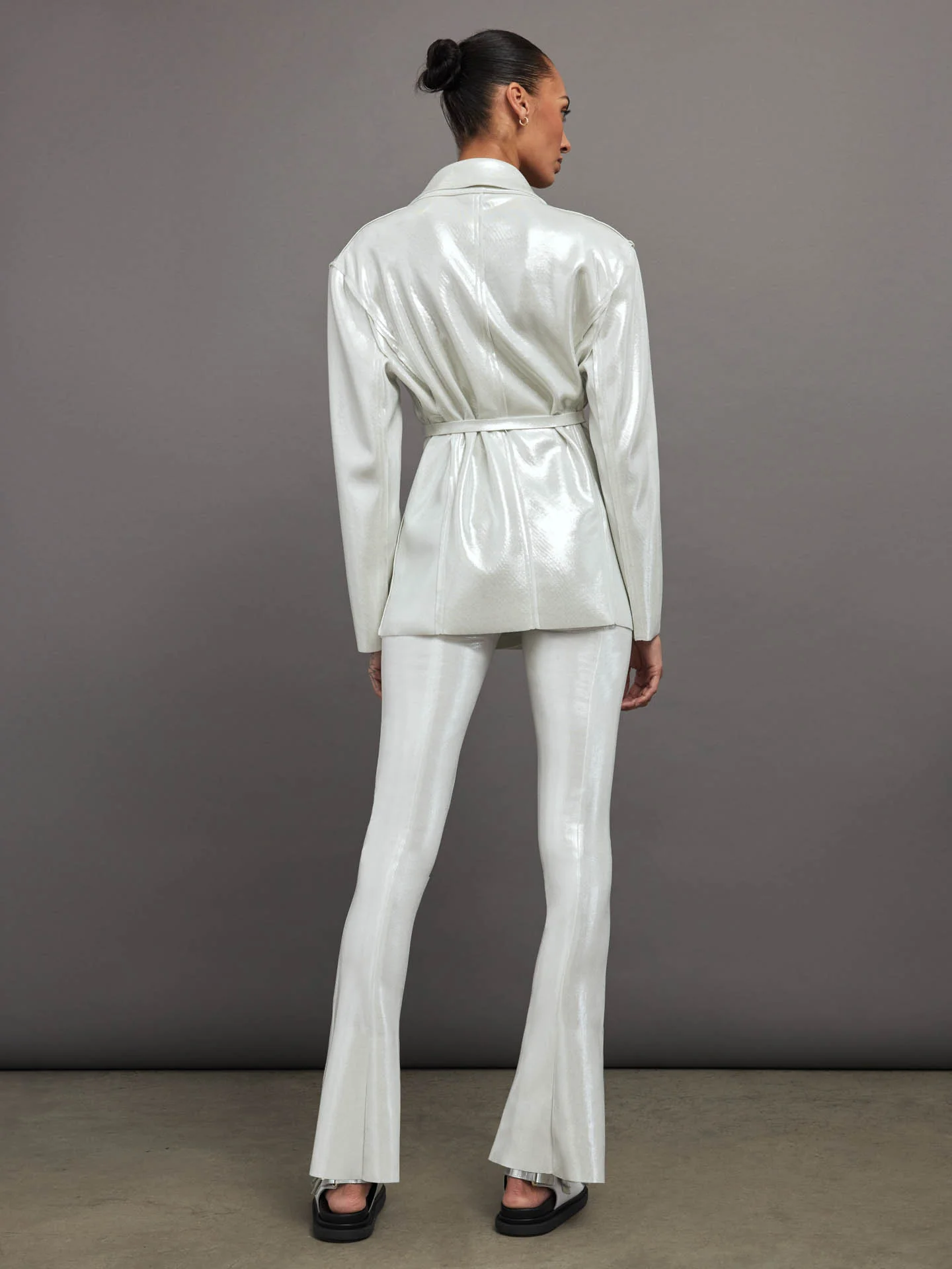 OVERSIZED DOUBLE BREASTED JACKET - PEARL - Image 5