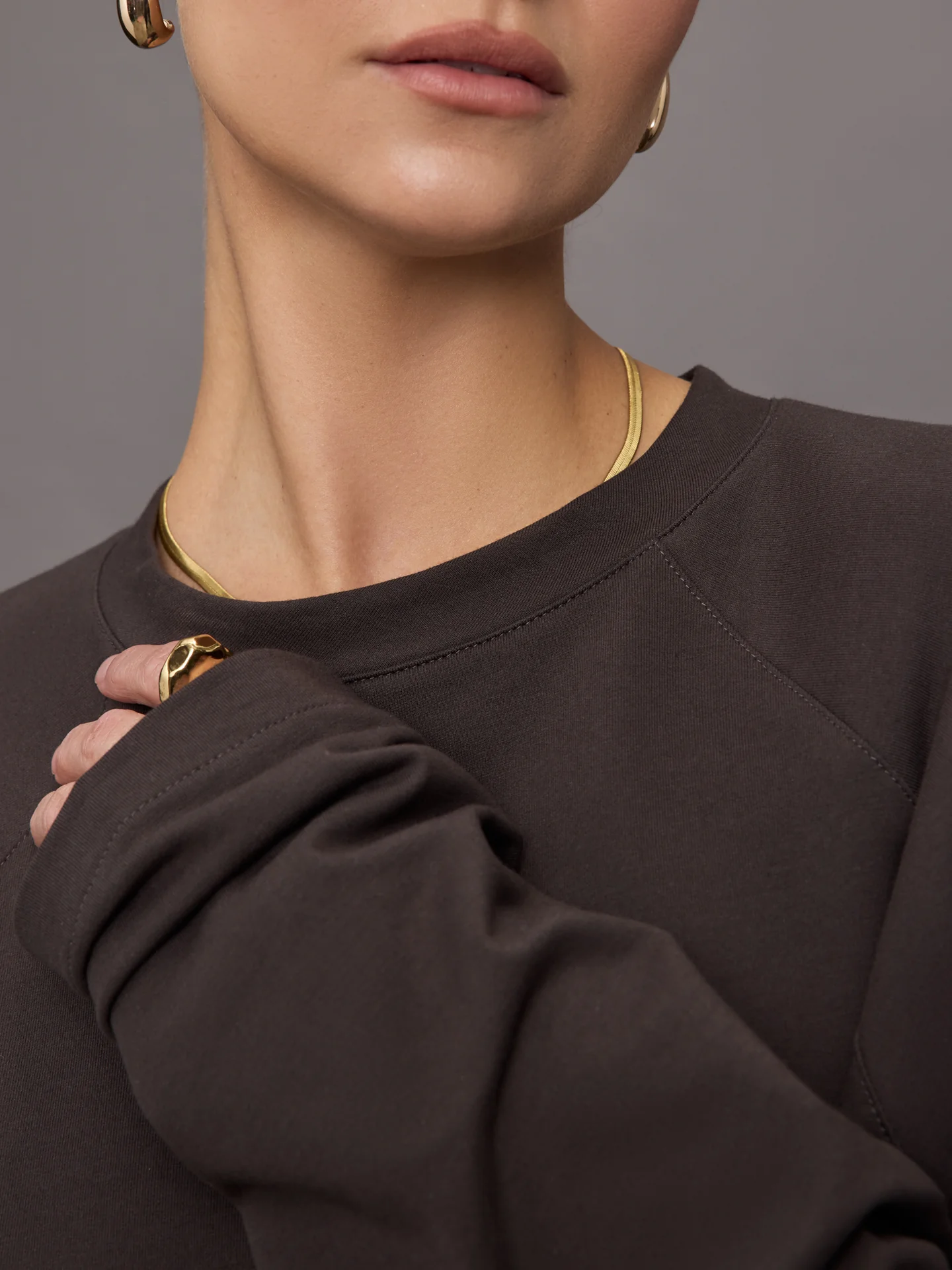 Oversized Raglan Sleeve Cropped Top - Espresso - Image 5