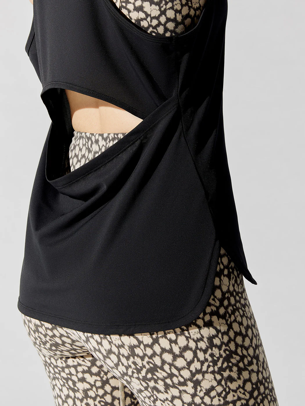 Paseo Tank - Black - Image 4
