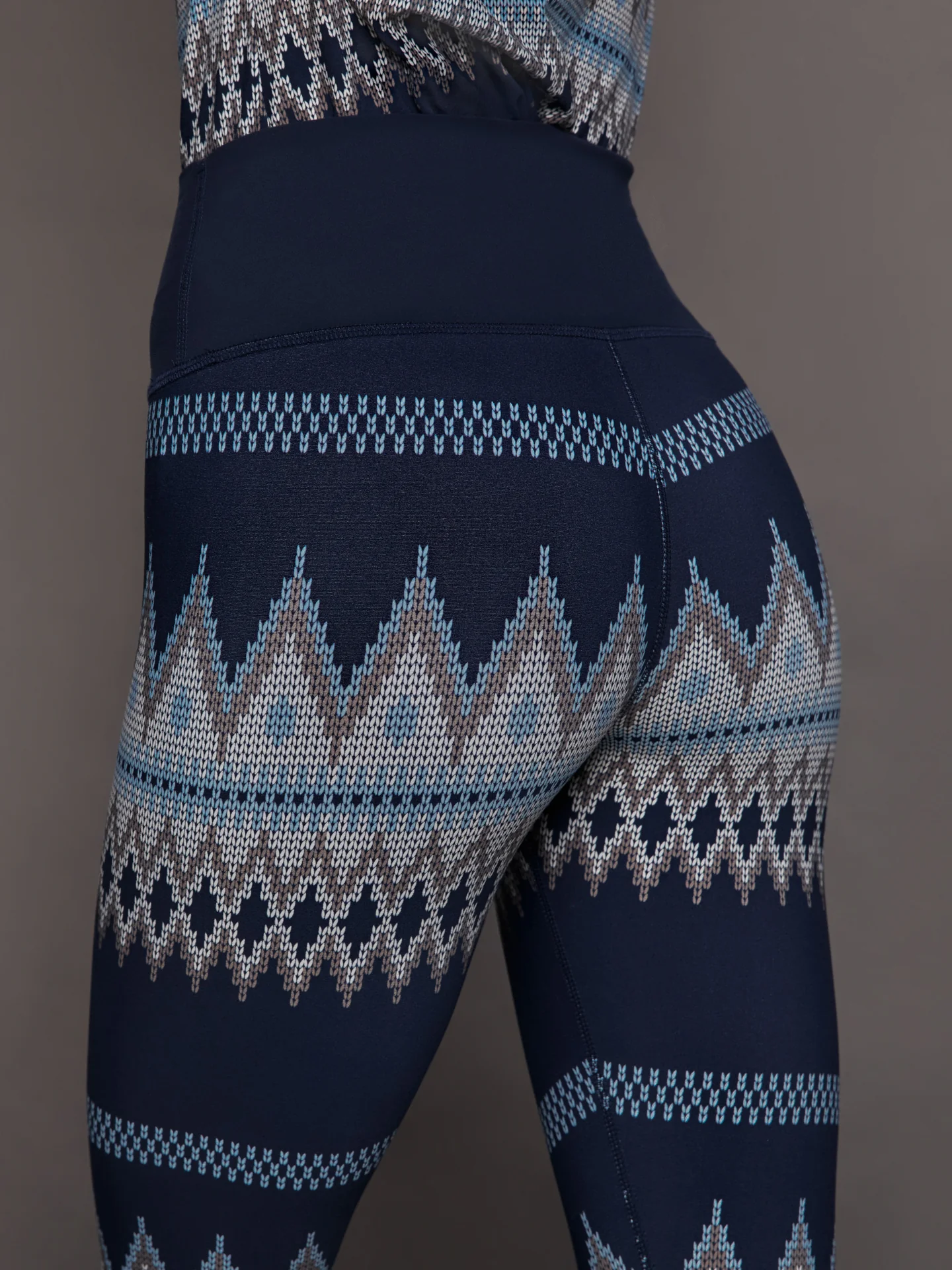 Printed Base Layer Legging - Printed Fairisle - Image 4