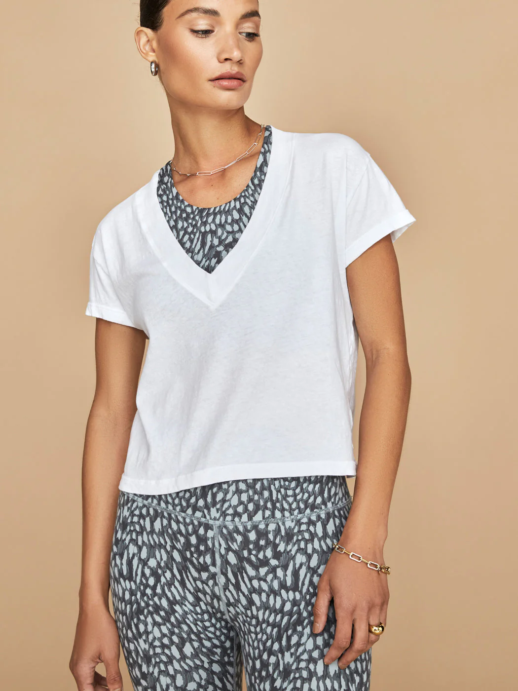 Alanis Recycled Cotton V Neck Tee - White - Image 4