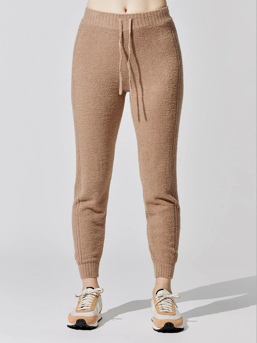Serenity Jogger - Camel - Image 4