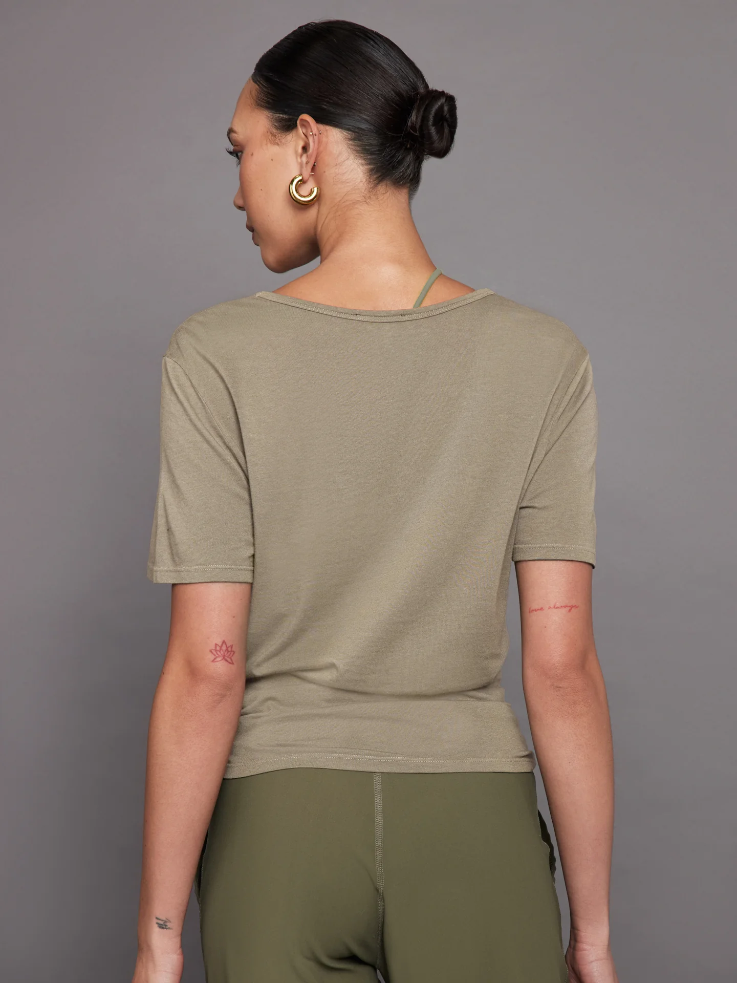Short Sleeve Pocket Tee - Silversage - Image 5