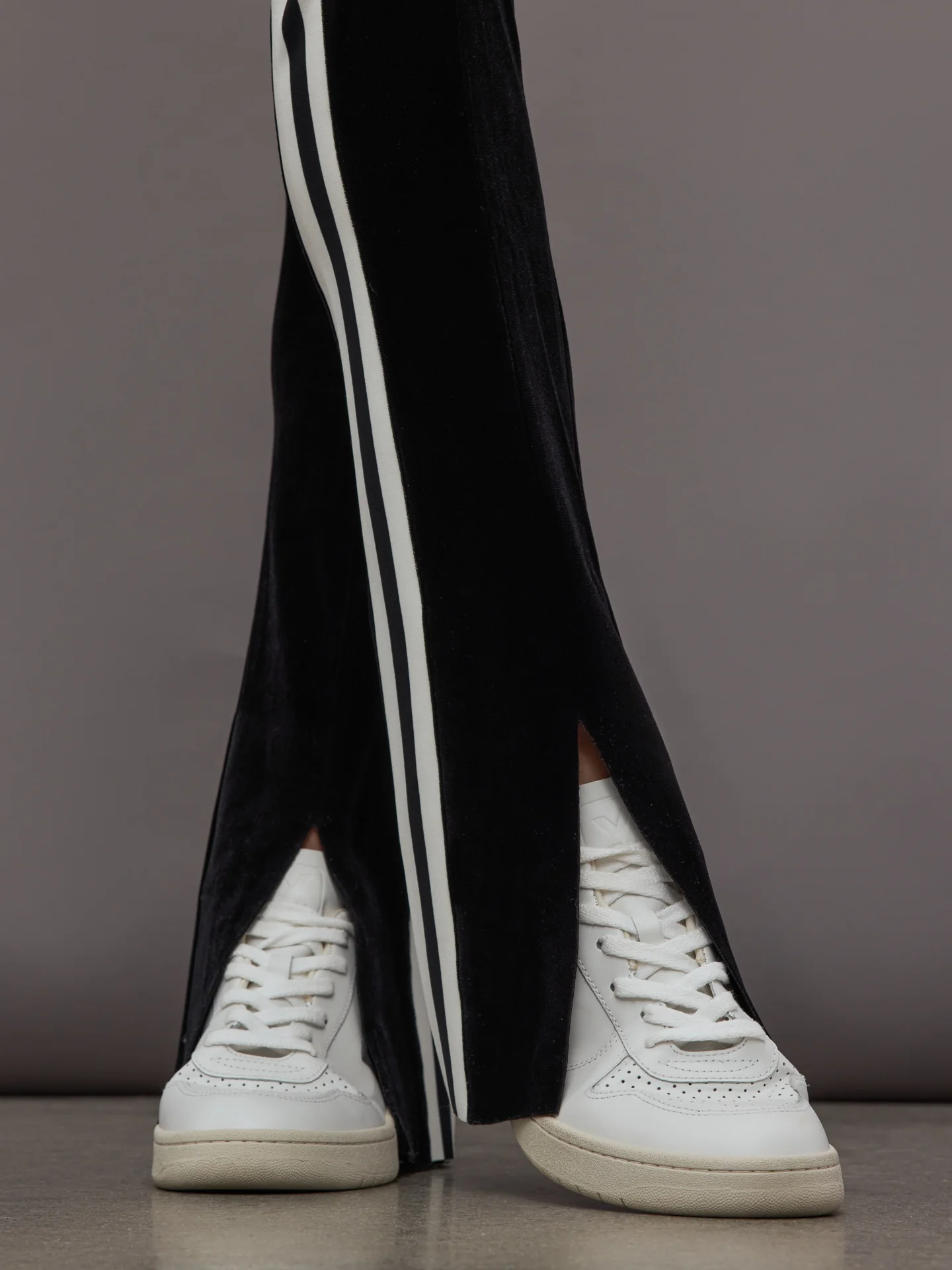Side Stripe Spat Legging - Black/Offset Stripe - Image 5