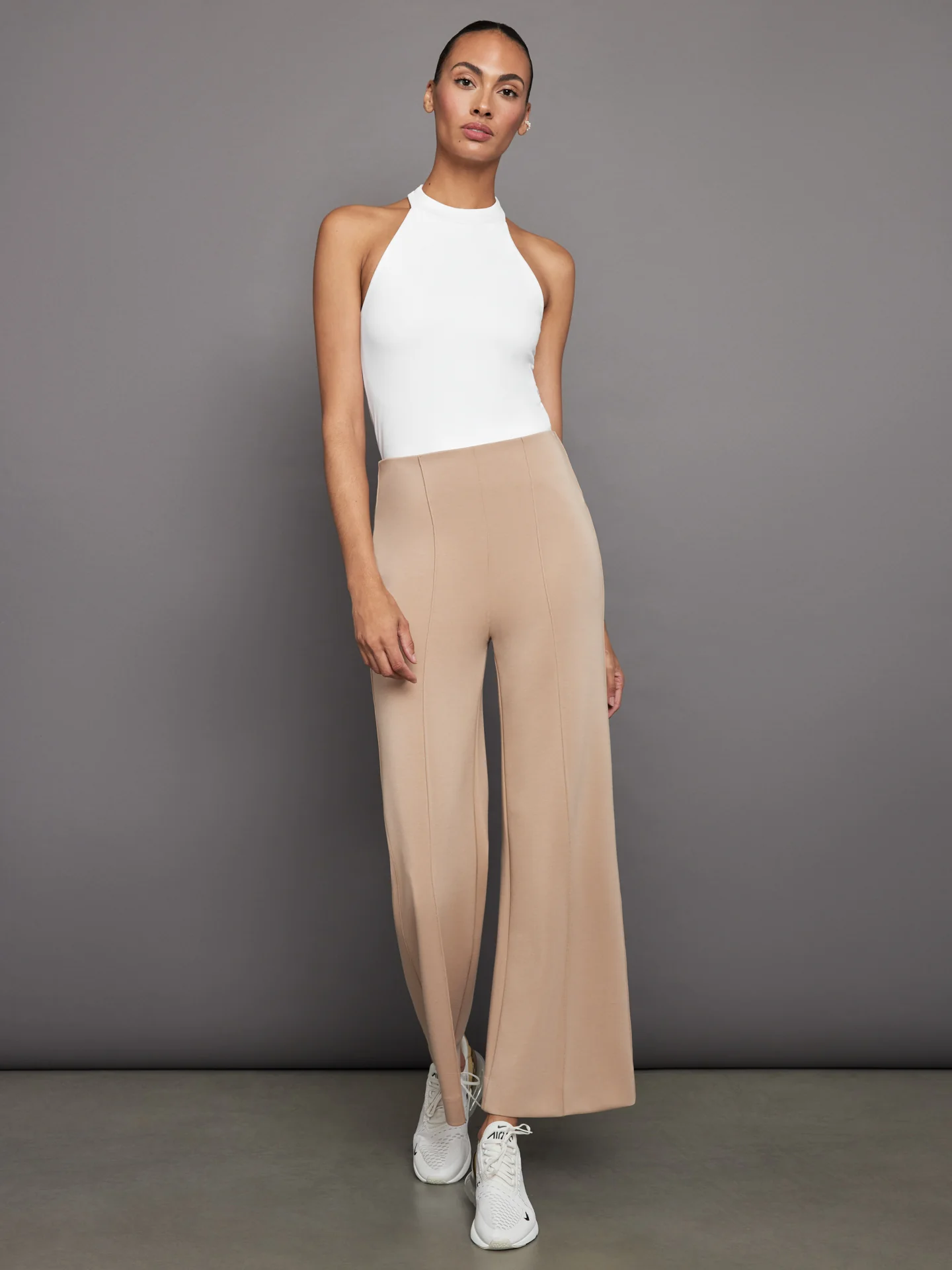 SLEEVELESS MOCK NECK TOP IN MELT - WHITE - Image 4