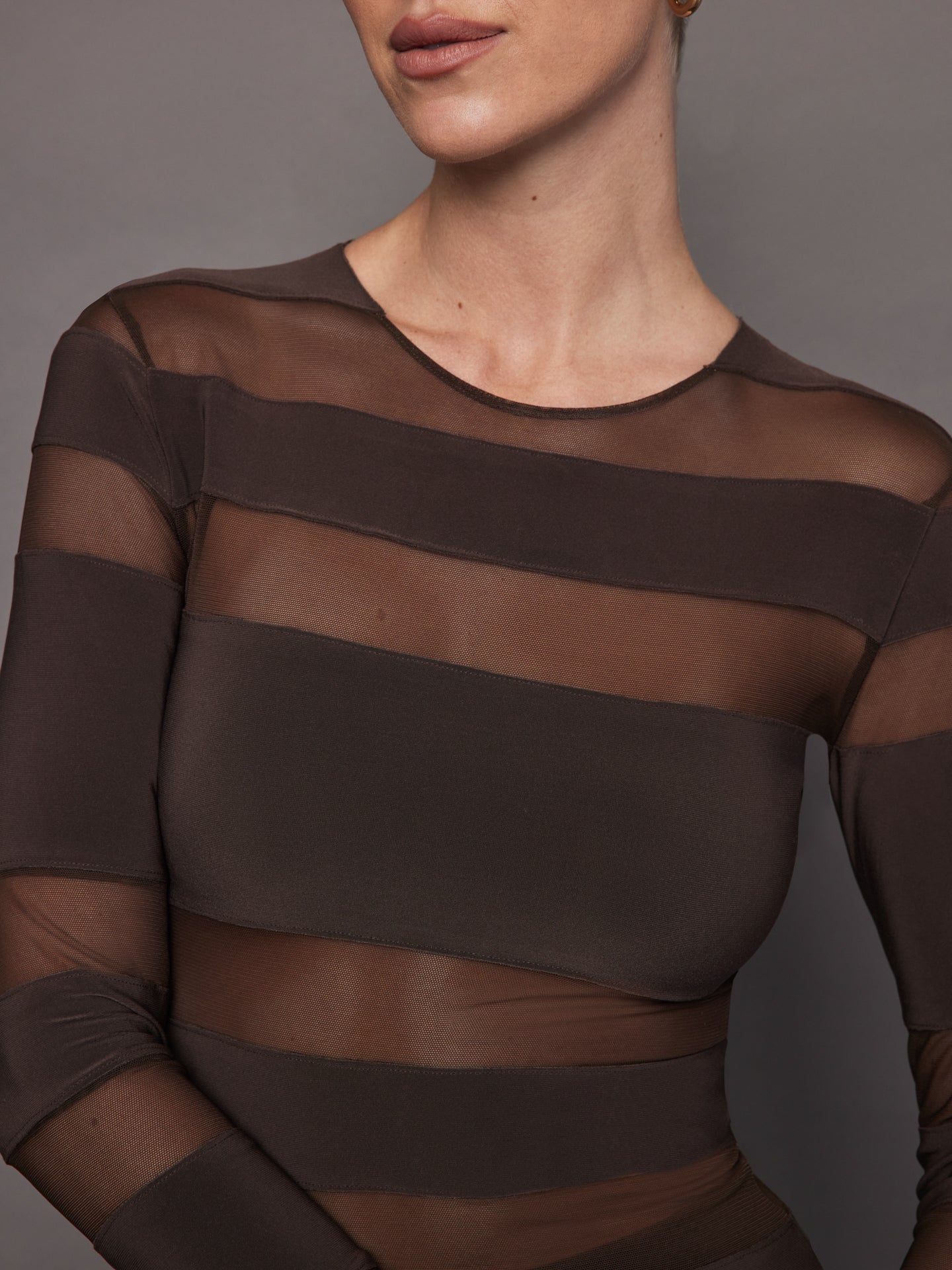 Sliced Top - Chocolate/Chocolate Mesh - Image 3