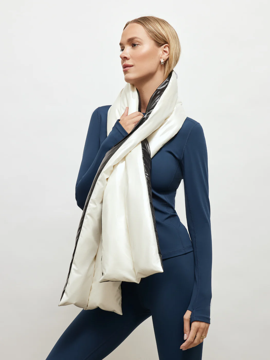 Storm - Black/Winter White - Image 4