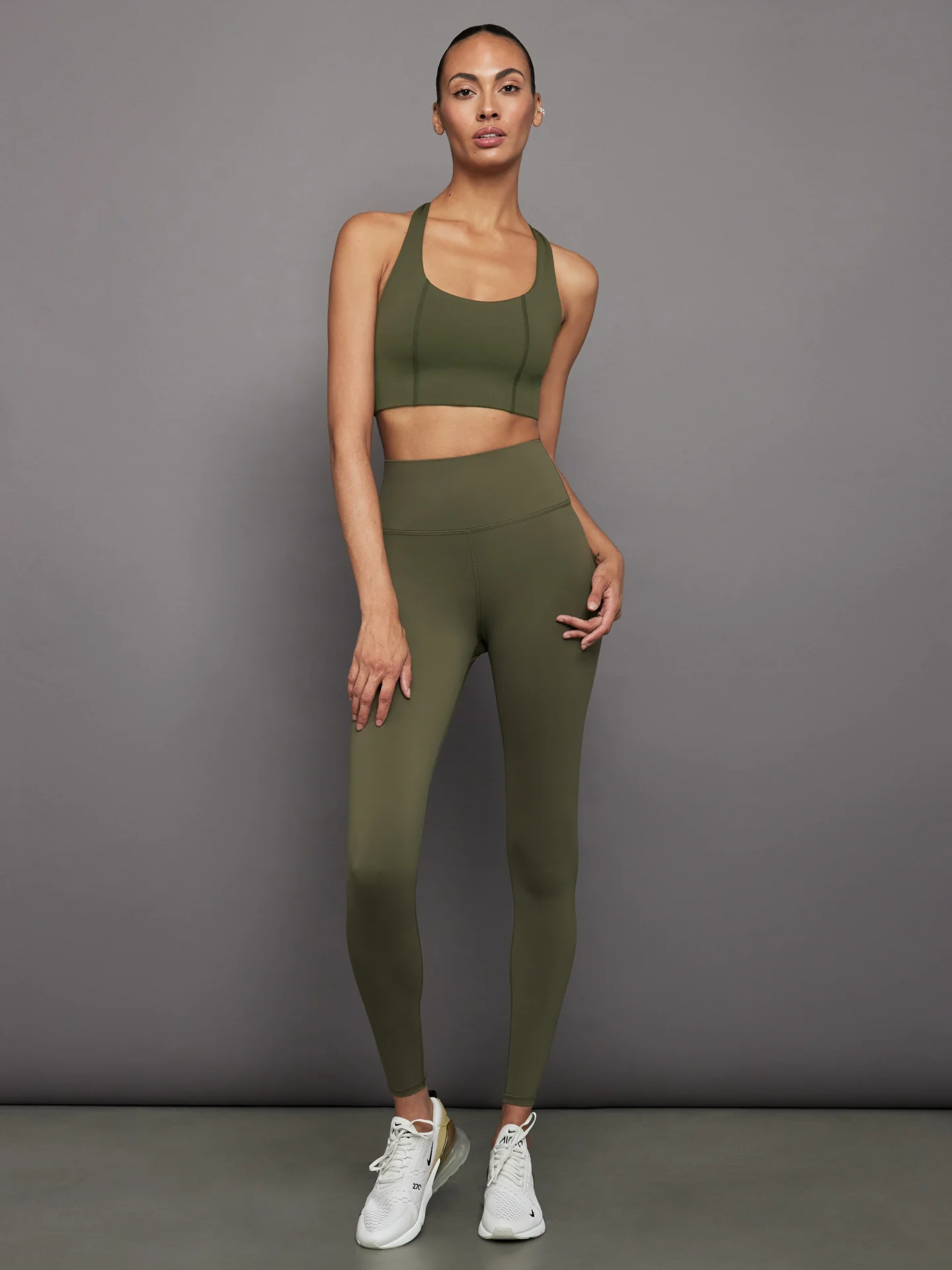 T Back Bra in Diamond Compression - Olive - Image 4