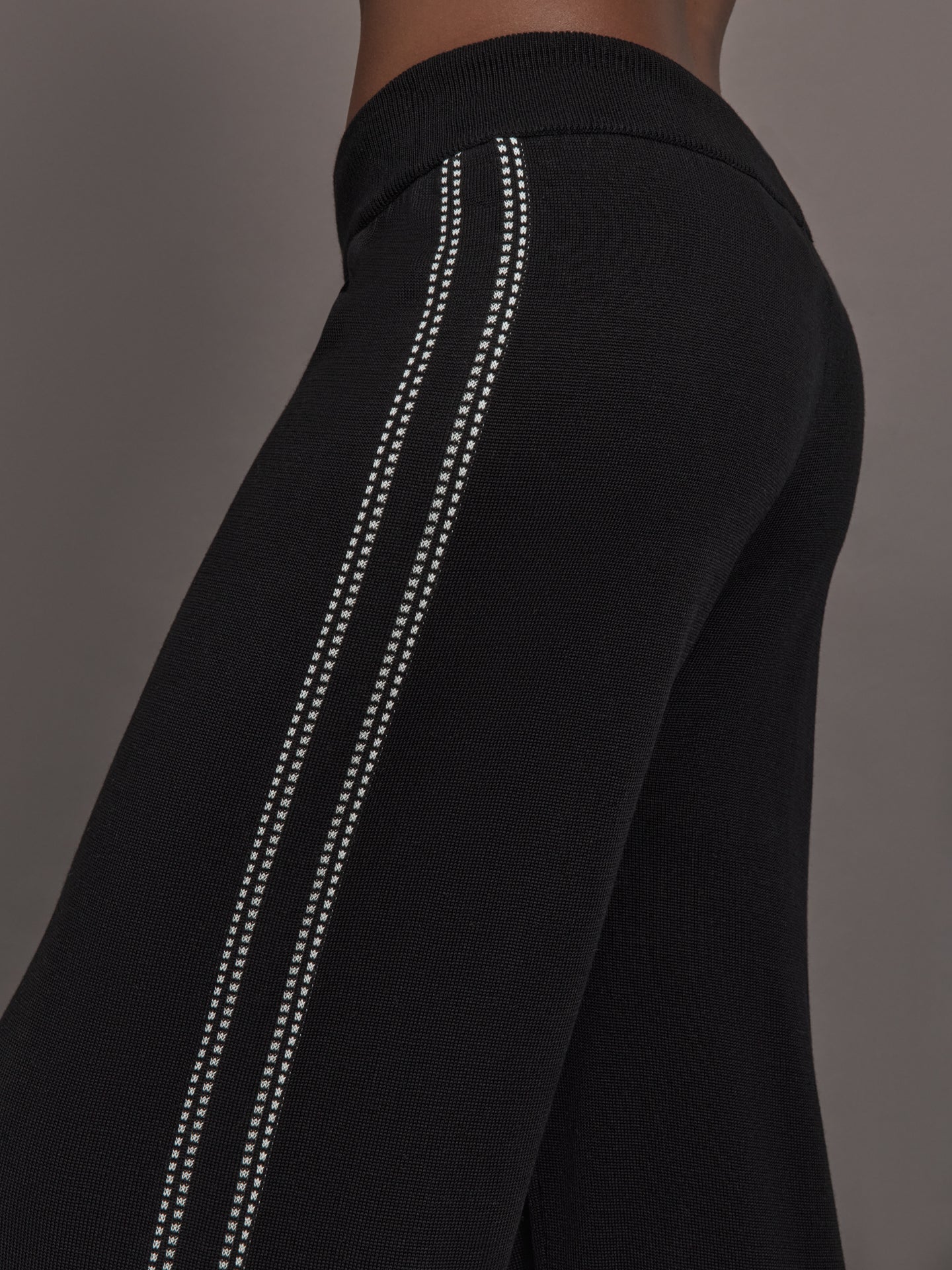 The Lawrence Knit Pant - Ink - Image 5