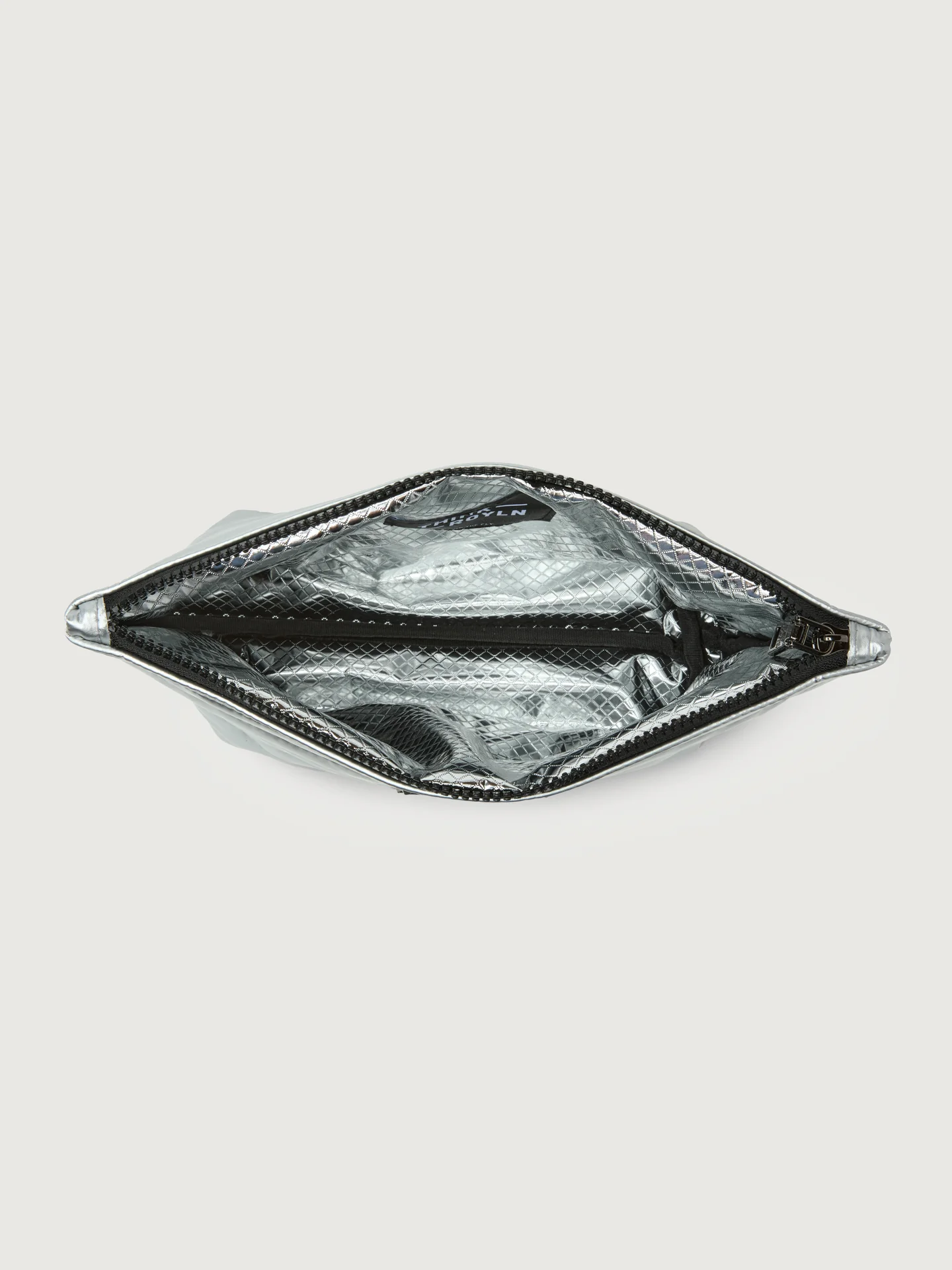 Travel Trio - Pearl Silver - Image 16