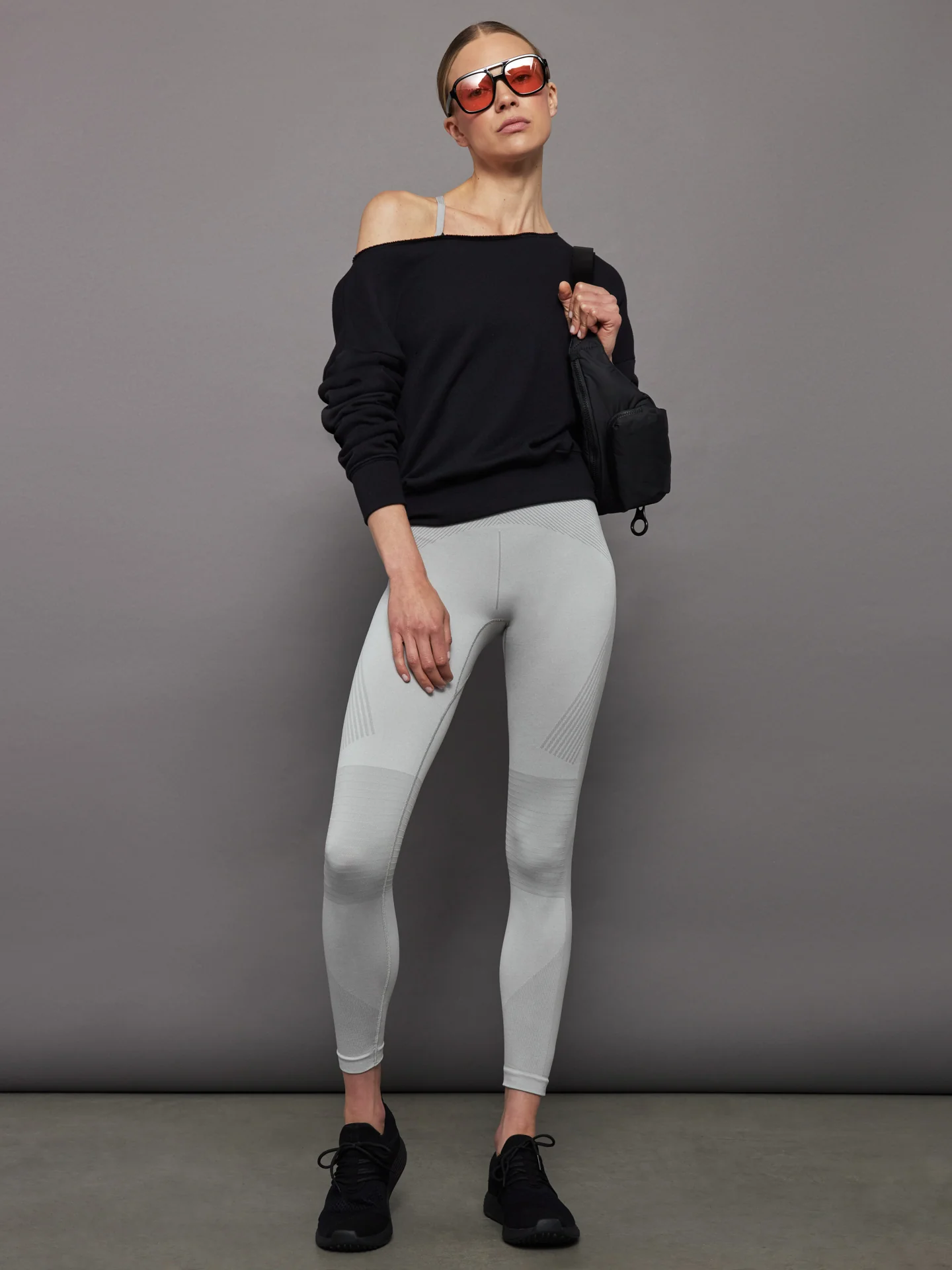 TrueStrength Seamless Yoga 7/8 Tight - MGH SOLID GREY/WHITE-BLACK - Image 5