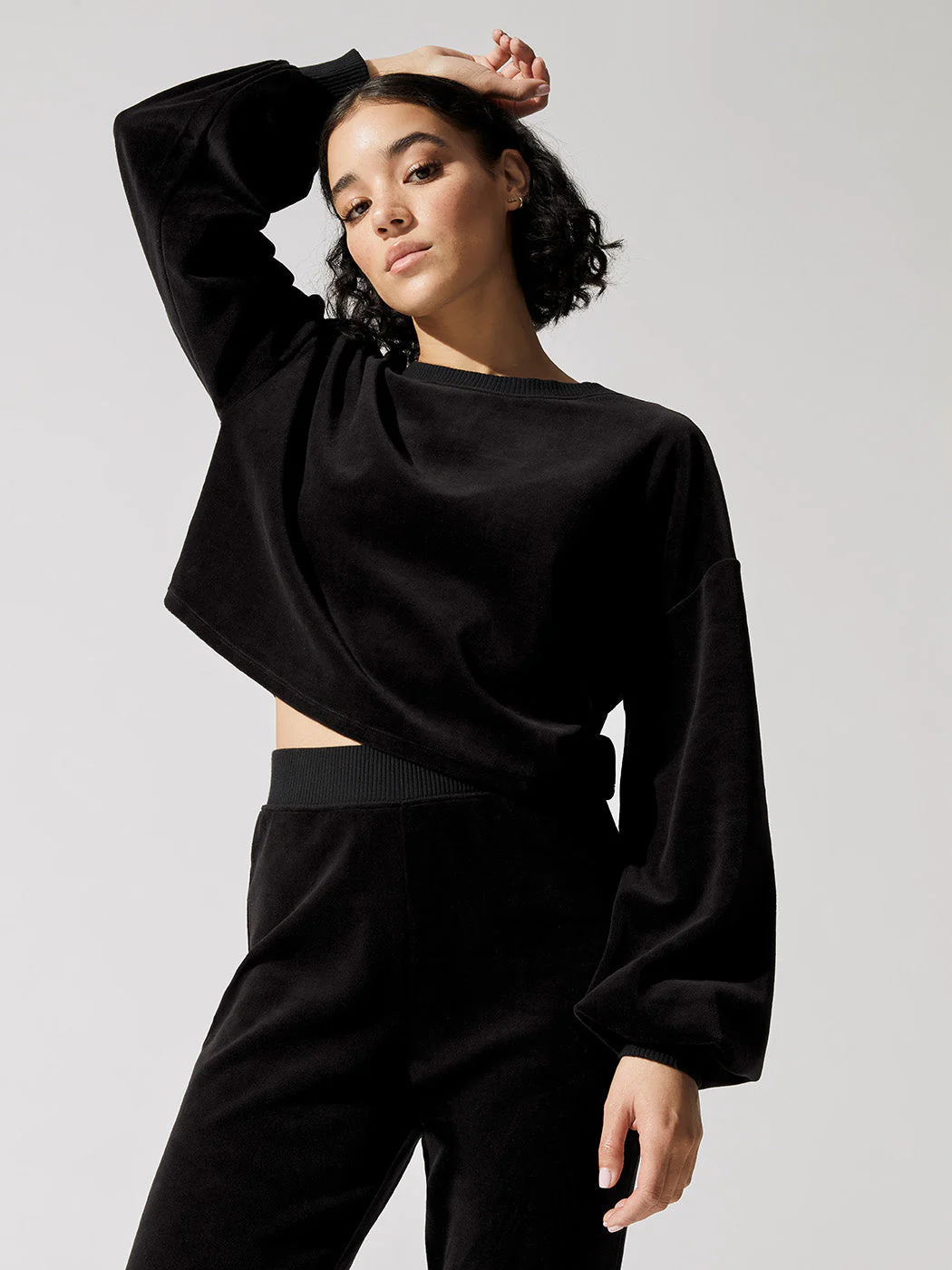 Velour Crop Top - Black - Image 3