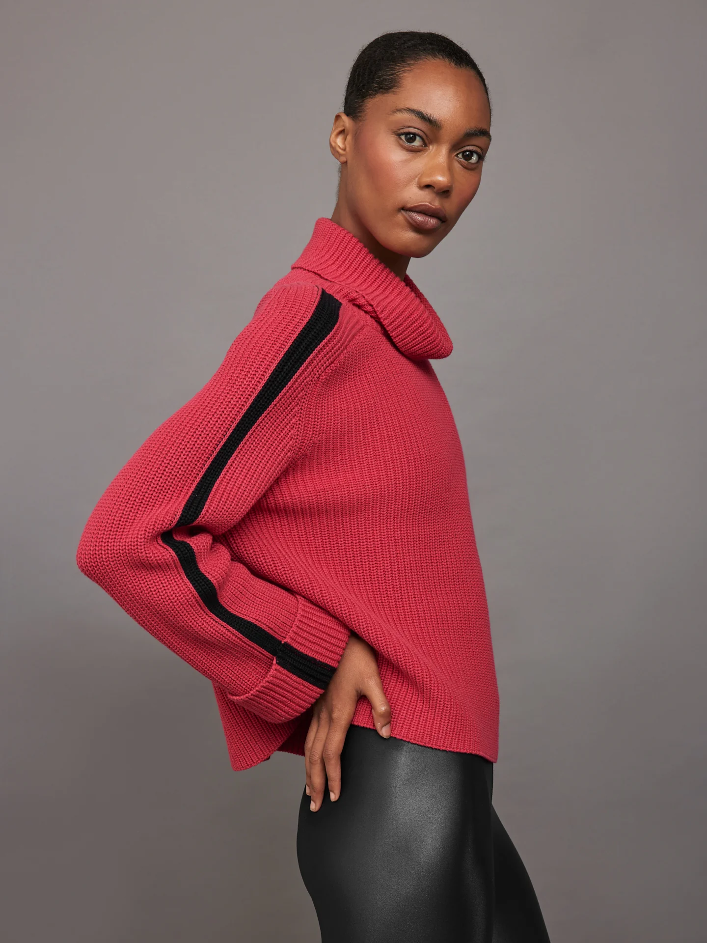 VIDA - RUBY RED - Image 2