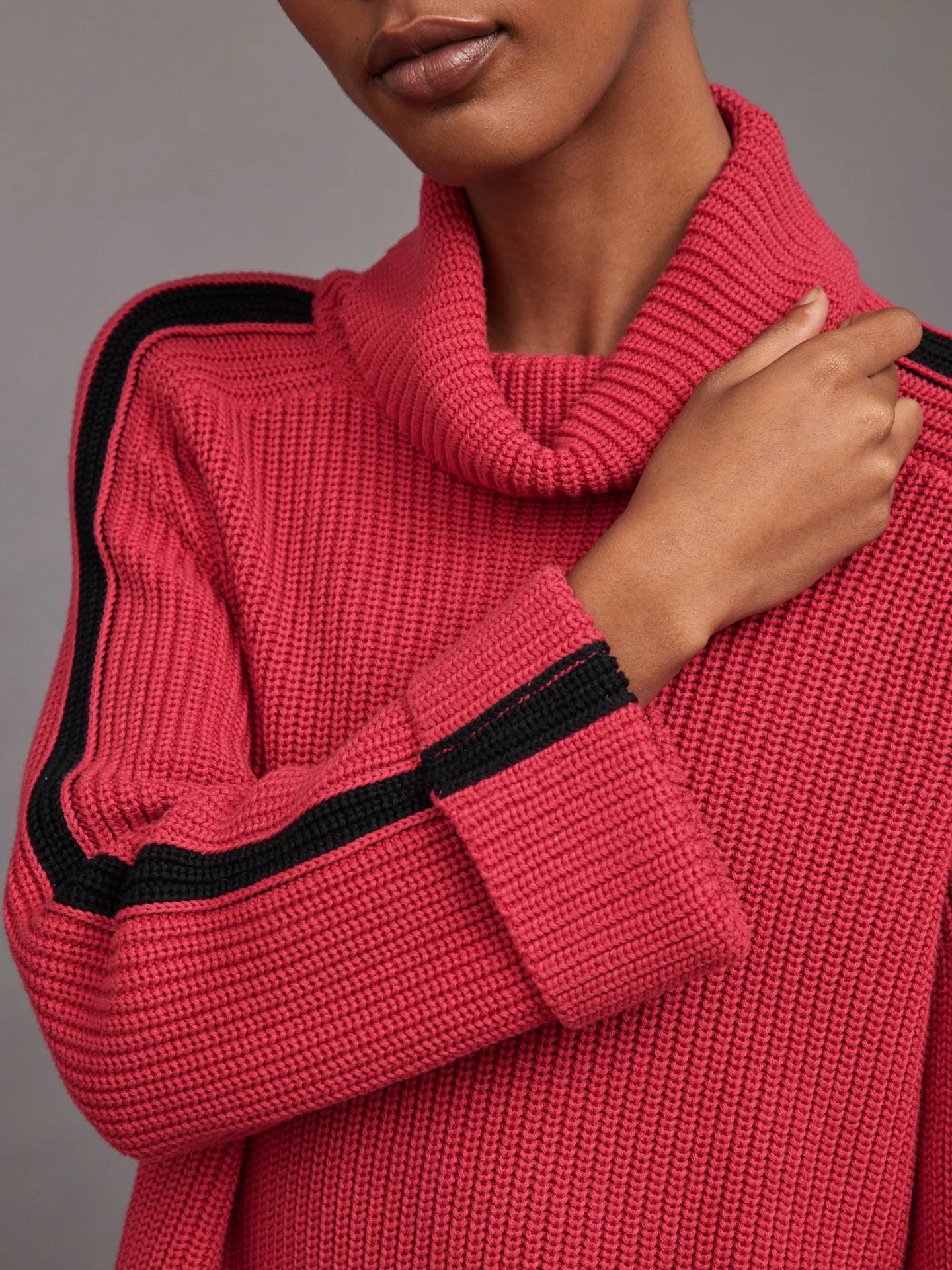 VIDA - RUBY RED - Image 4
