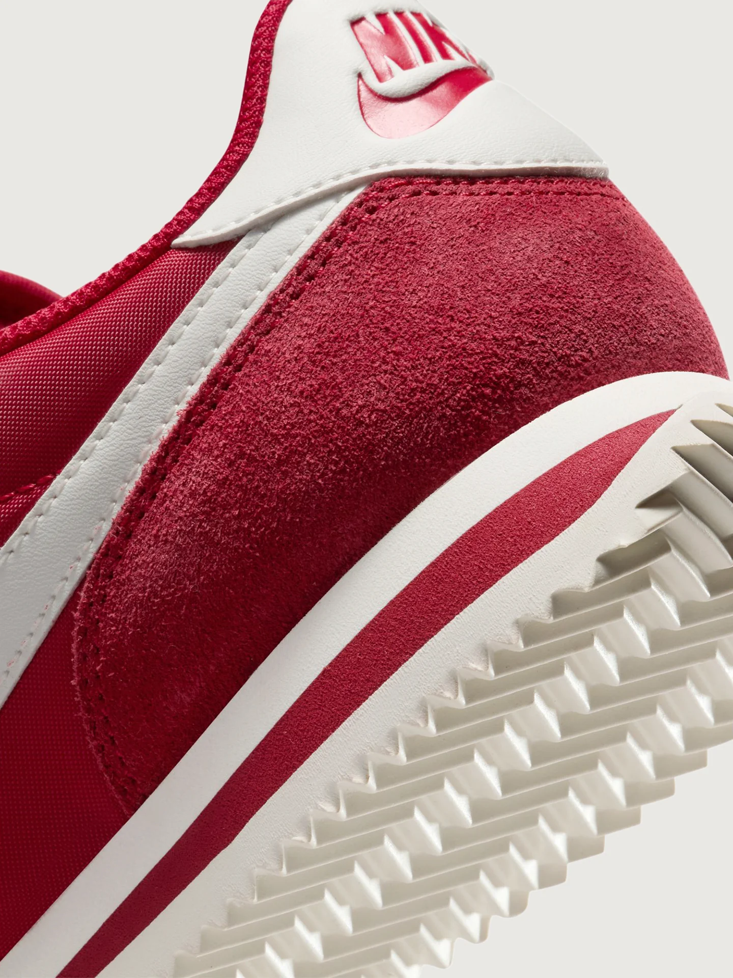 W Nike Cortez - Gym Red/Sail - Image 4