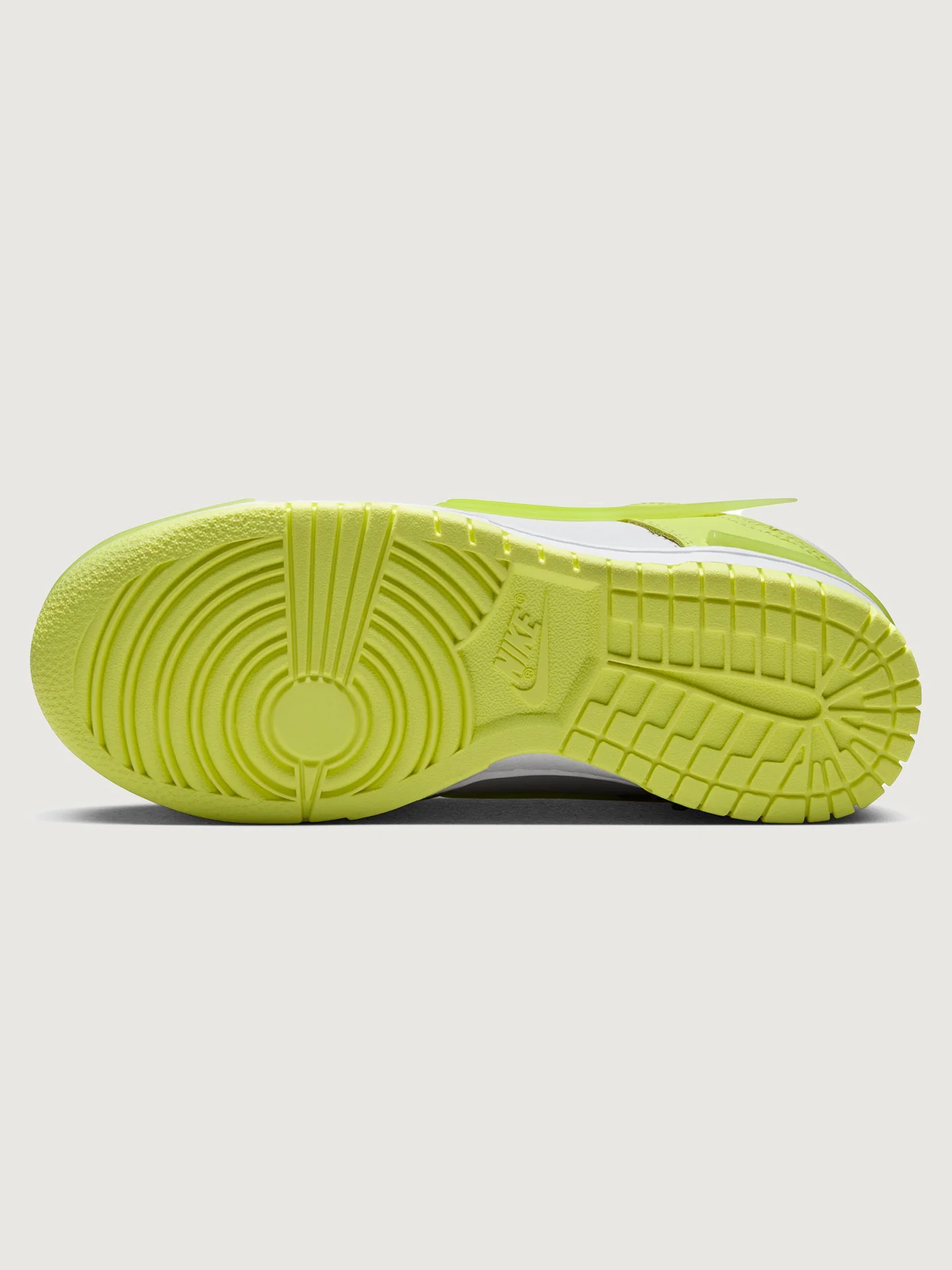 W Nike Dunk Low Twist - LT Lemon Twist/LT Lemon Twist-White - Image 8