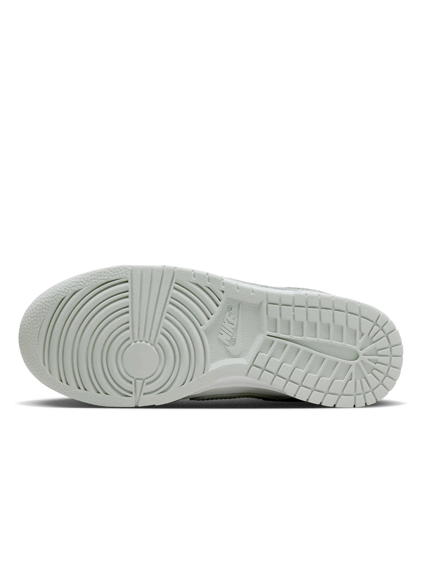 W NIKE DUNK LOW - WHITE/LIGHT SILVER - Image 8
