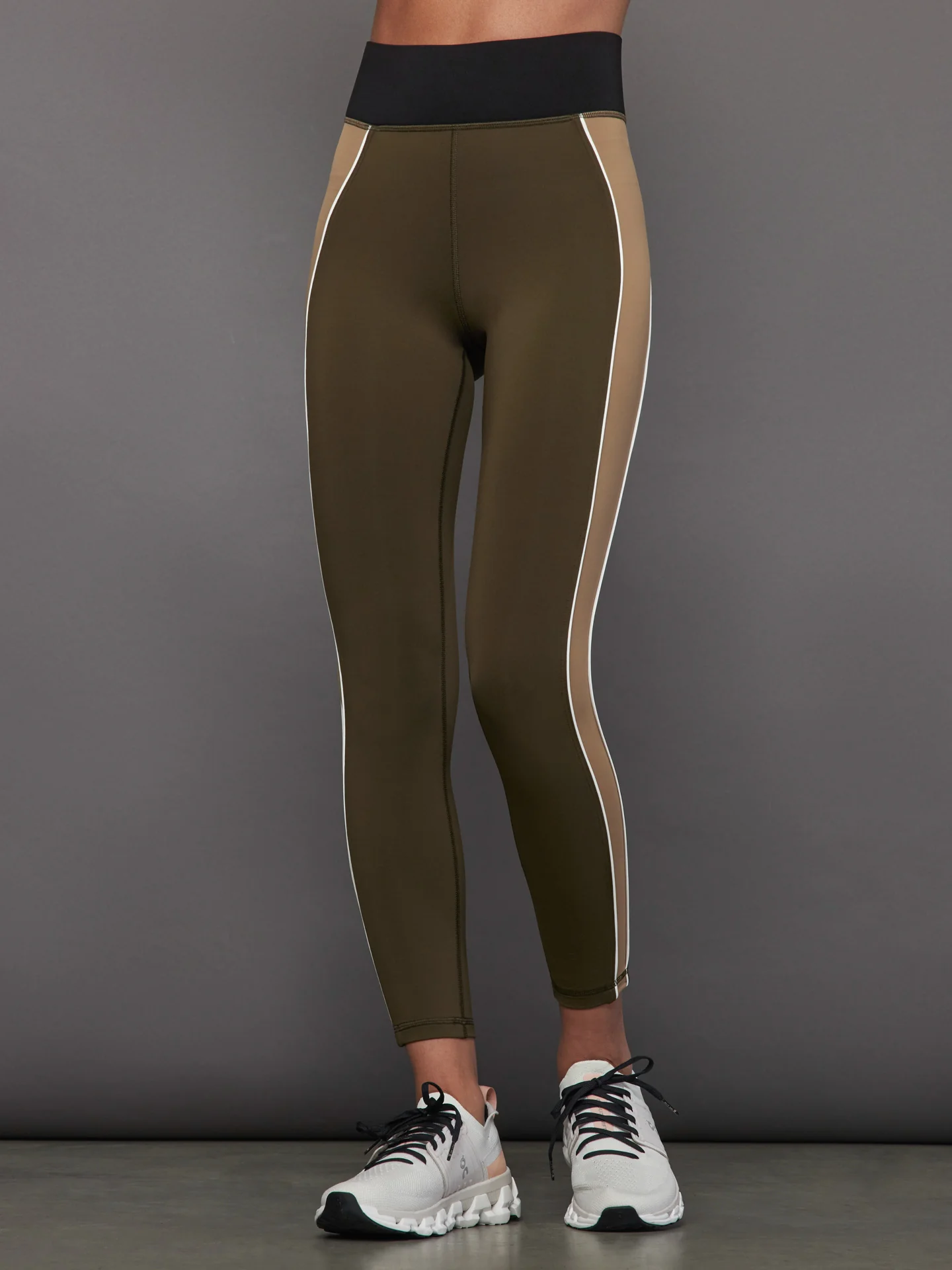 Wander Legging - Safari - Image 2
