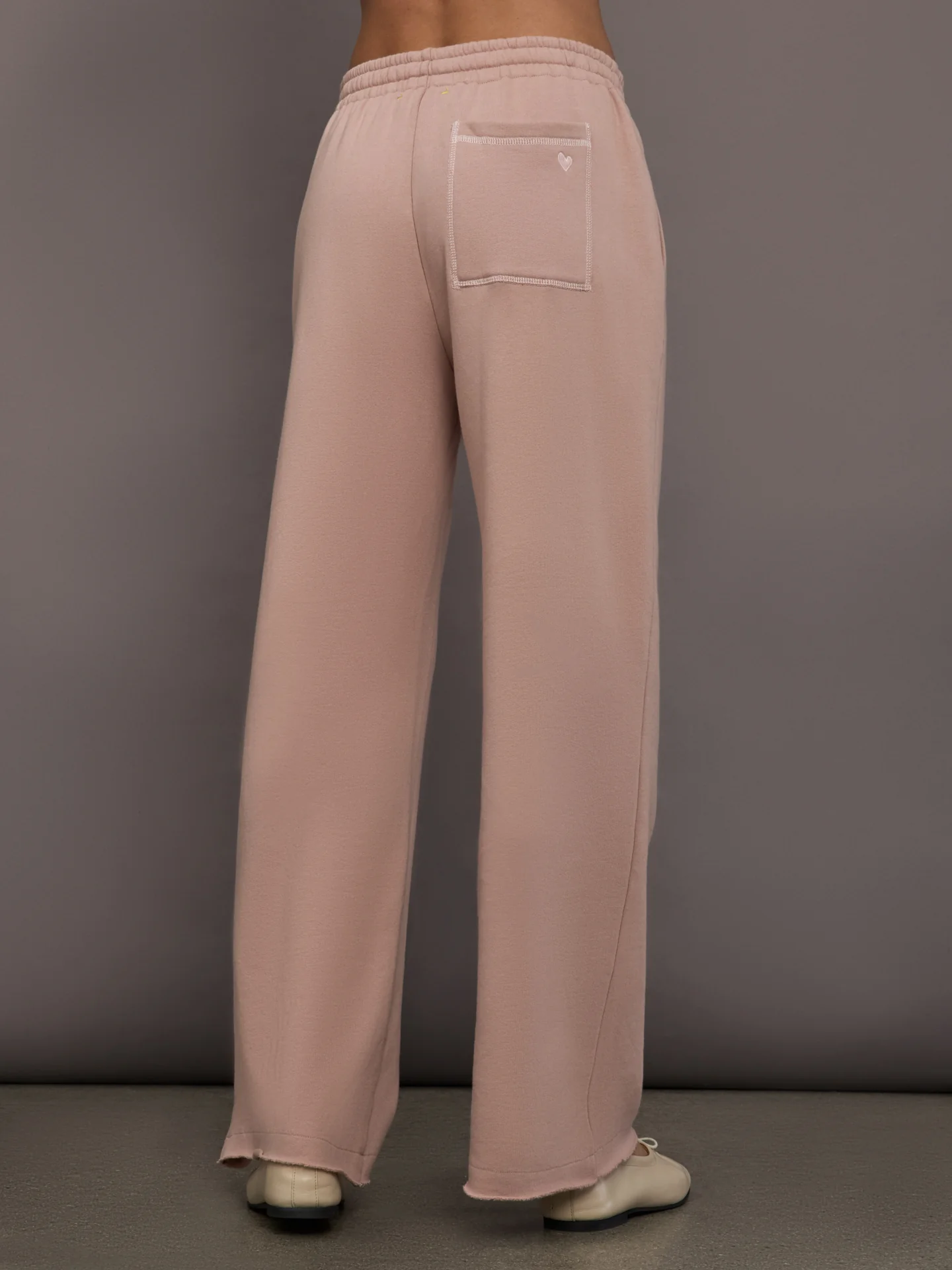 Weekend Barb Sweatpant - Mauve - Image 4