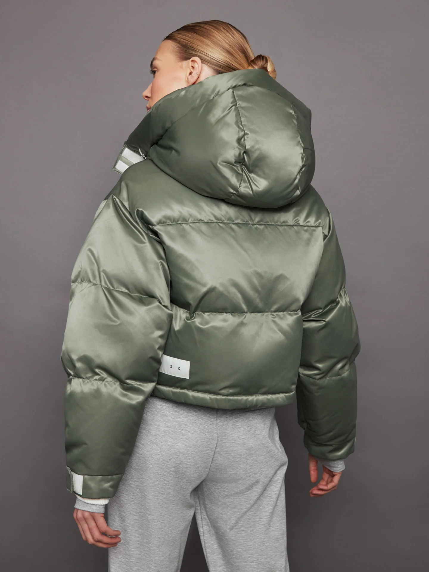 Willow Ama Short Puffer - Steel Green - Image 2