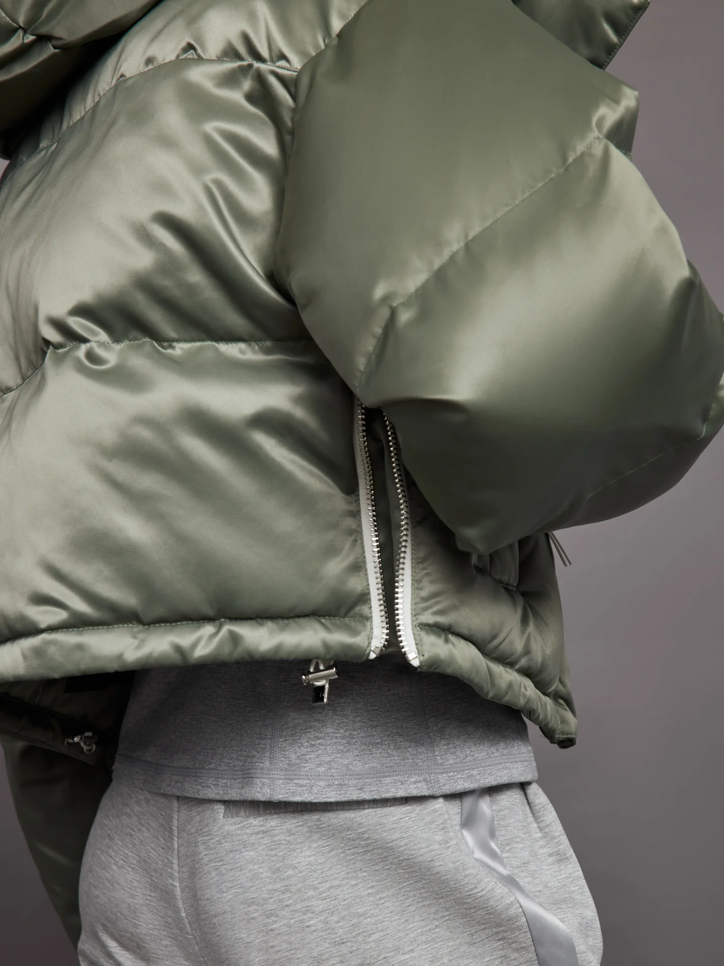 Willow Ama Short Puffer - Steel Green - Image 7