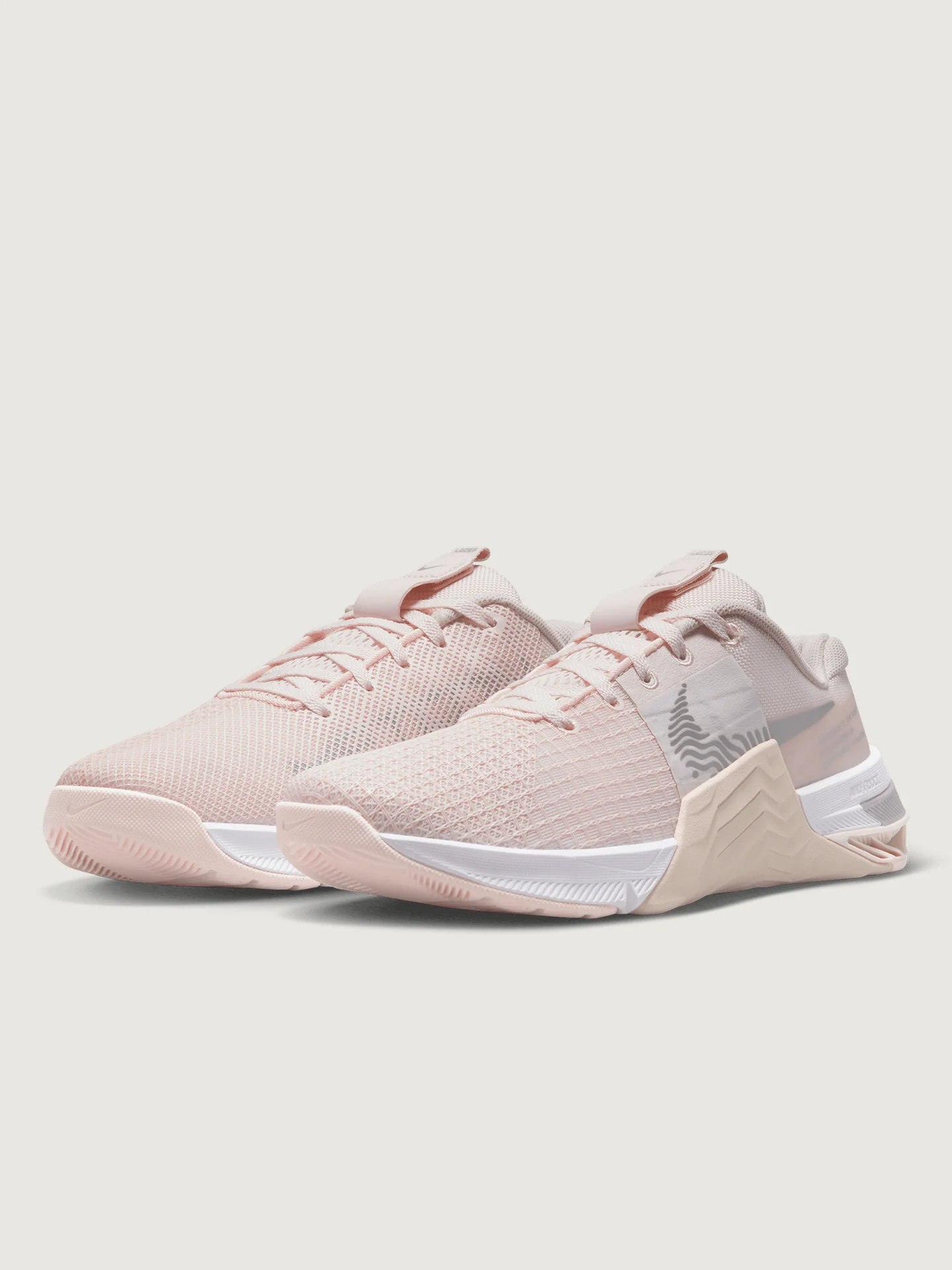 WMNS NIKE METCON 8 - LIGHT SOFT PINK/METALLIC SILVER - Image 3